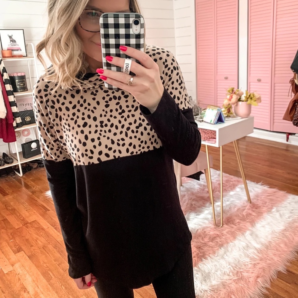 Cheetah colorblock hooded pullover NWT